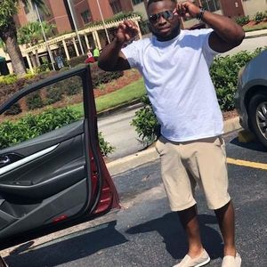 Meet your Posher, Antwan